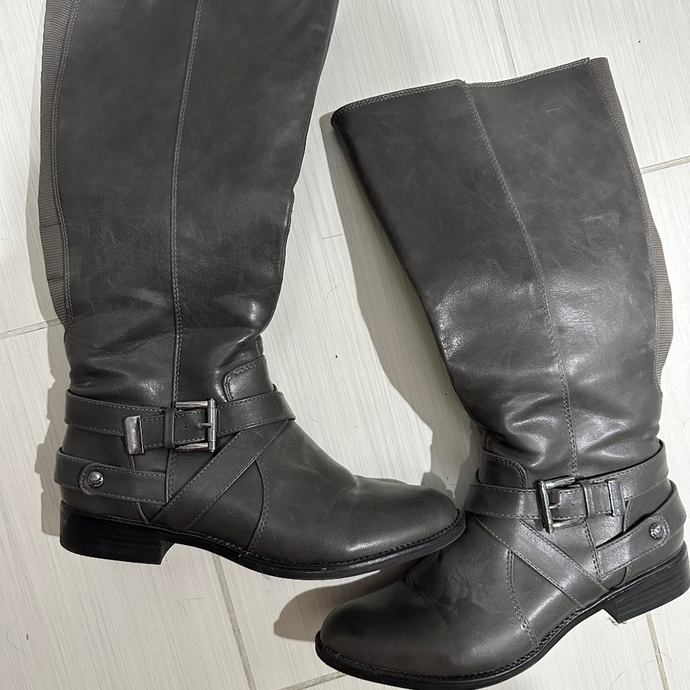 Women’s LifeStride Wide Shaft Boot, Grey, Size 9M-WC